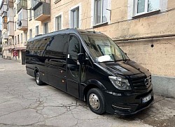 transfer Ukraine-Moldova, drivers with Romanian and Moldovan passports, no delays, comfortable cars with documents, regular maintenance, 24/7 support, risk-free trip, online booking, Viber, WhatsApp, Telegram