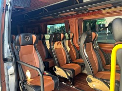 transfer Ukraine-Moldova, drivers with Romanian and Moldovan passports, no delays, comfortable cars with documents, regular maintenance, 24/7 support, risk-free trip, online booking, Viber, WhatsApp, Telegram