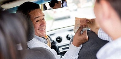 Paying for the Kyiv - Chisinau transfer with a bank card