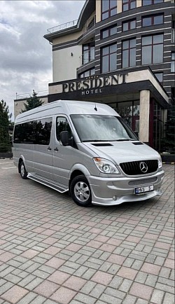Mercedes Sprinter - VIP‑трансфер Кишинів - Умань -2500 USD