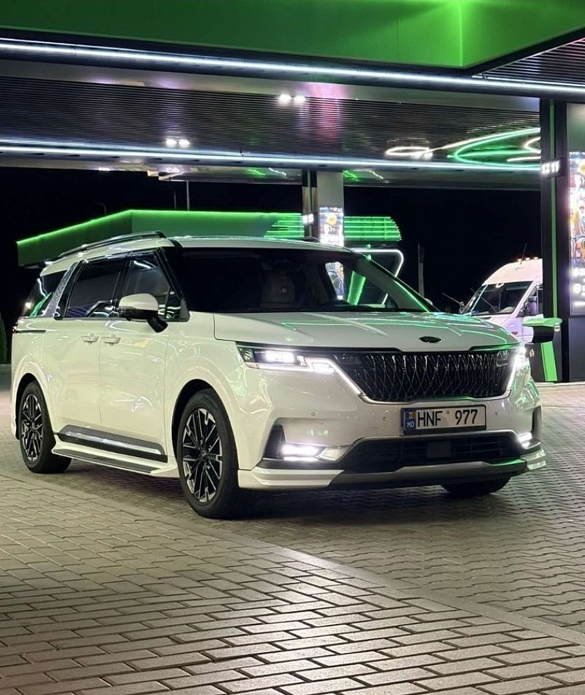 Мінівен Kia Carnival Vip - Кишинів - Умань - 1500 USD